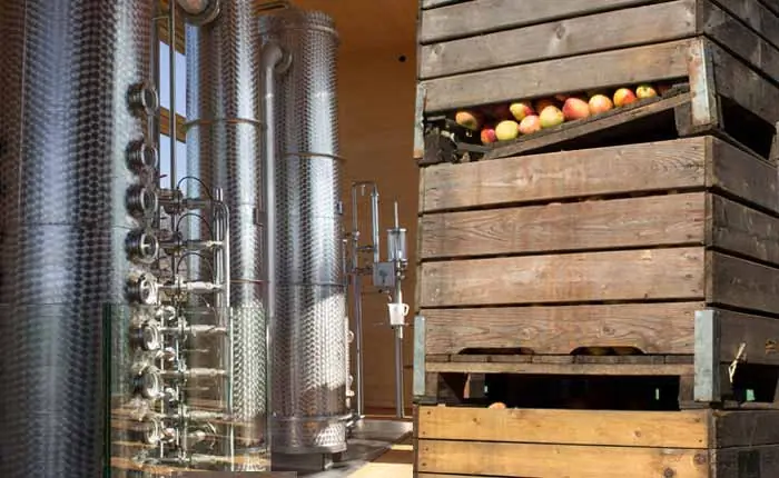 Die Verarbeitung von Obstschnaps Die Verarbeitung von Obstschnaps
