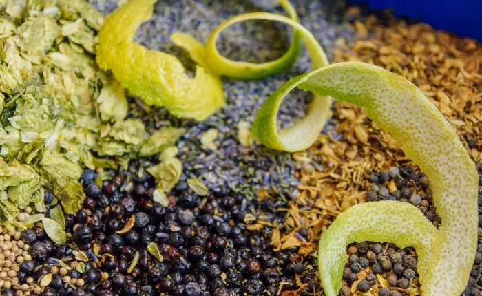 Feinste Botanicals im Duke Gin Feinste Botanicals im Duke Gin